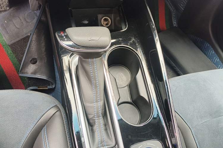 Used Buick Velite 6 2020 Plug-in Hybrid Connected Smart Edition Gear Lever