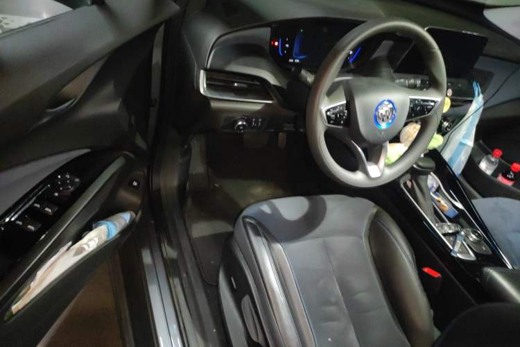 Used Buick Velite 6 2020 Plug-in Hybrid Connected Smart Edition Interior 3
