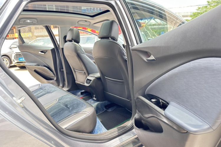 Used Buick Velite 6 2020 Plug-in Hybrid Connected Smart Edition Interior 6