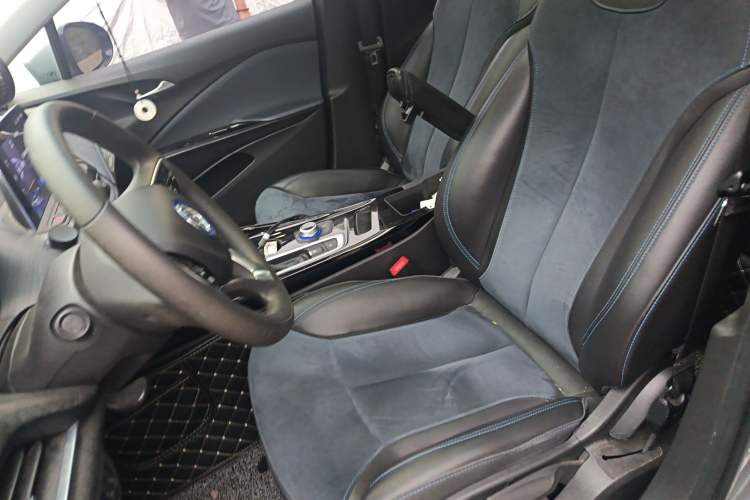 Used Buick Velite 6 2020 Plug-in Hybrid Connected Smart Edition Left Front Seat