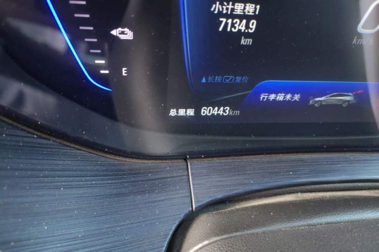 Used Buick Velite 6 2020 Plug-in Hybrid Connected Smart Edition Odometer Close Up
