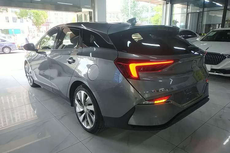 Used Buick Velite 6 2020 Plug-in Hybrid Connected Smart Edition Rear Left 45 Deg