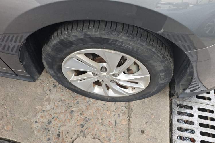 Used Buick Velite 6 2020 Plug-in Hybrid Connected Fashion Model Right Front Wheel Hub