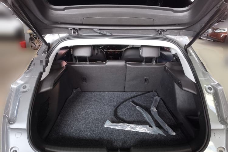 Used Buick Velite 6 2020 Plug-in Hybrid Connected Smart Model Trunk