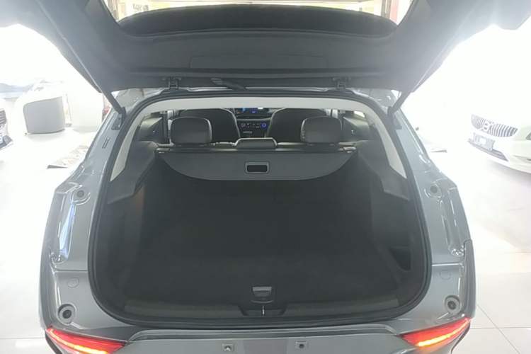 Used Buick Velite 6 2020 Plug-in Hybrid Connected Smart Edition Trunk
