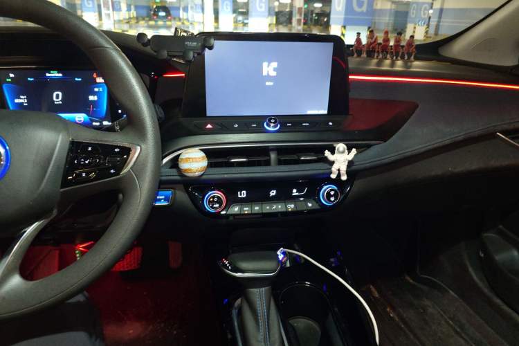 Used Buick Velite 6 2020 Plug-in Hybrid Connected Smart Edition Audio And AC Panel
