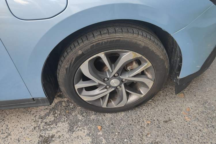 Used Buick Velite 6 2020 Connected Smart Enjoyment PLUS Right Front Wheel Hub