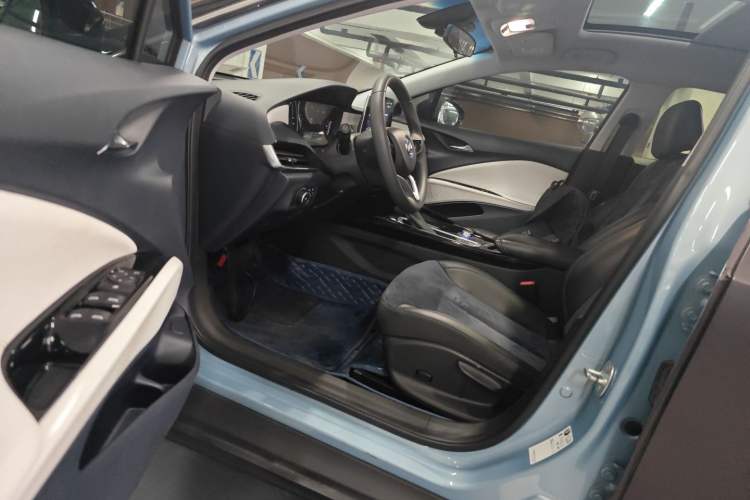 Used Buick Velite 6 2020 Connected Smart Enjoyment PLUS Driver Seat