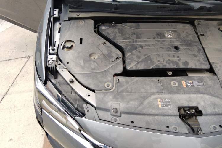 Used Buick Velite 6 2020 Plug-in Hybrid Connected Fashion Model Engine Bay Right