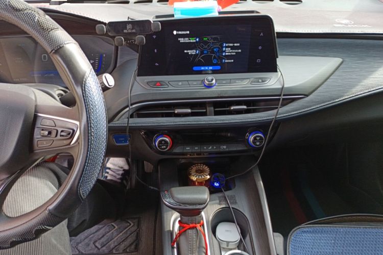 Used Buick Velite 6 2020 Plug-in Hybrid Connected Fashion Model Audio And AC Panel