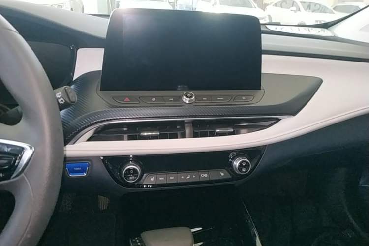 Used Buick Velite 6 2020 Connected Smart Enjoyment PLUS Audio And AC Panel