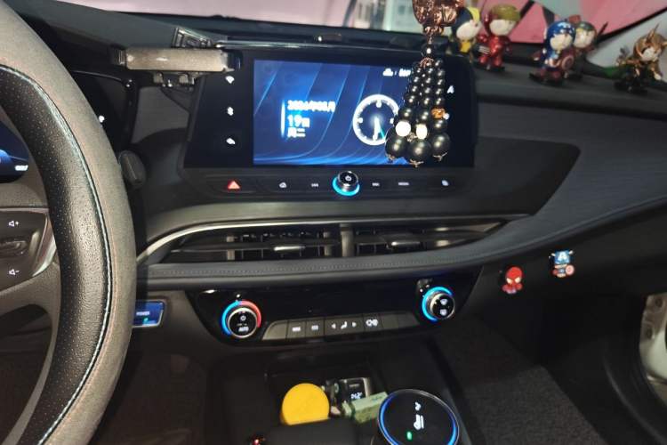 Used Buick Velite 6 2020 Connected Fashion PLUS Audio And AC Panel