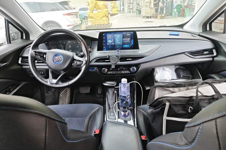 Used Buick Velite 6 2020 Connected Smart PLUS Center Console
