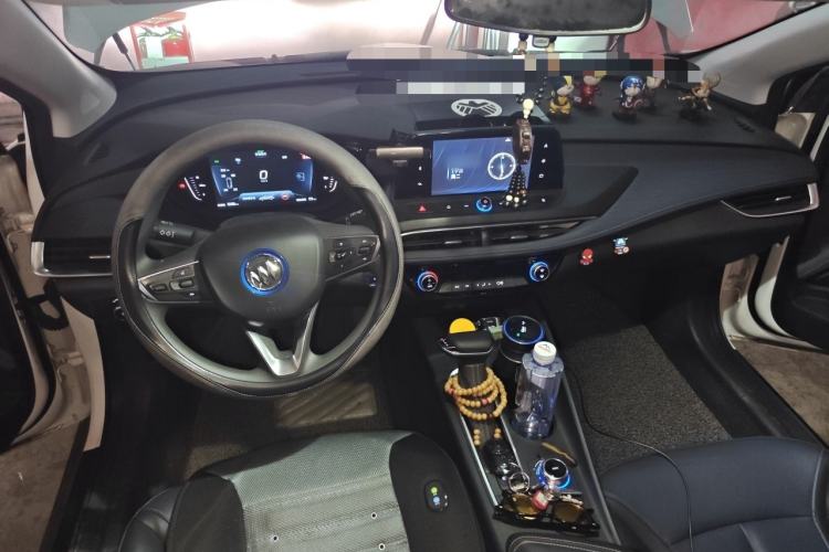 Used Buick Velite 6 2020 Connected Fashion PLUS Center Console