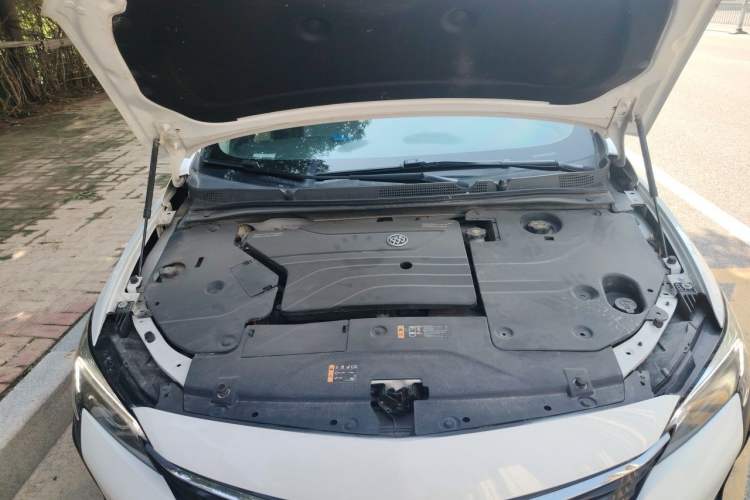 Used Buick Velite 6 2020 Plug-in Hybrid Connected Fashion Model Engine Bay