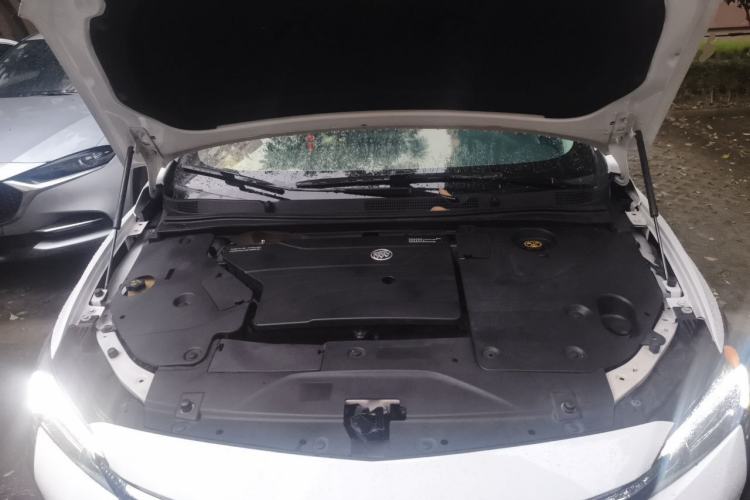 Used Buick Velite 6 2020 Plug-in Hybrid Connected Smart Model Engine Bay