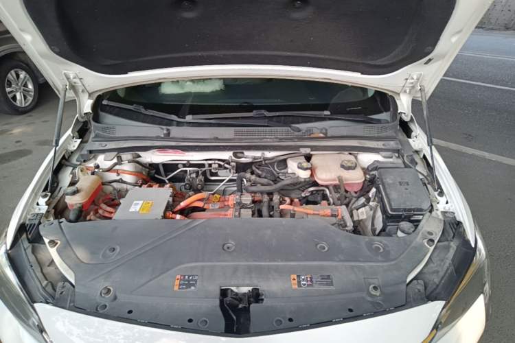 Used Buick Velite 6 2020 Connected Smart Enjoyment PLUS Engine Bay