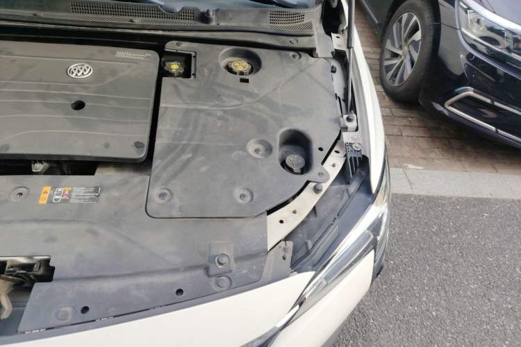 Used Buick Velite 6 2020 Plug-in Hybrid Connected Smart Edition Engine Bay Left
