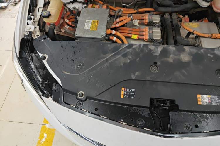 Used Buick Velite 6 2020 Connected Fashion PLUS Engine Bay Right