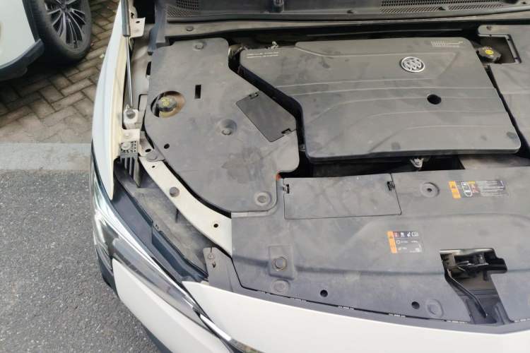 Used Buick Velite 6 2020 Plug-in Hybrid Connected Smart Edition Engine Bay Right