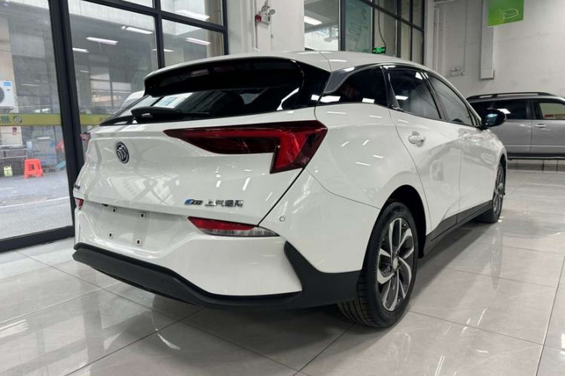Used Buick Velite 6 2020 Connected Smart Enjoyment PLUS Exterior 3