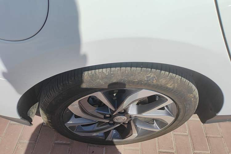 Used Buick Velite 6 2020 Plug-in Hybrid Connected Smart Edition Exterior 5