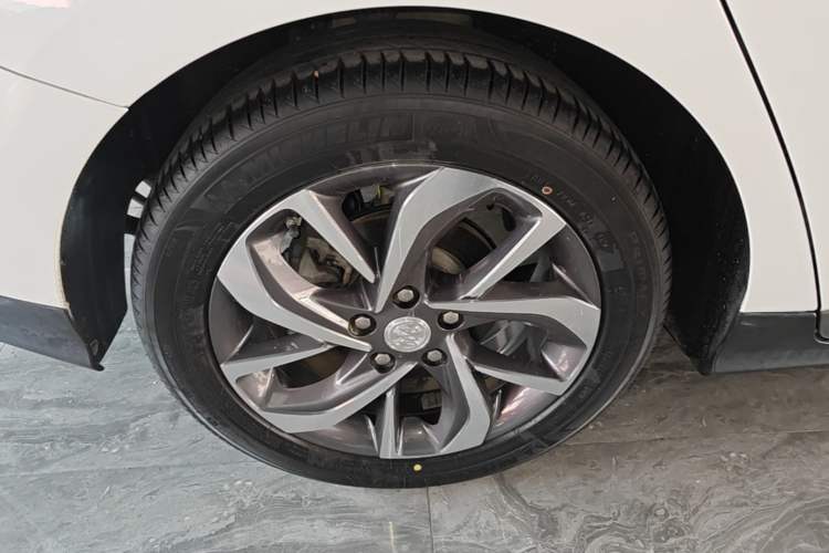 Used Buick Velite 6 2020 Plug-in Hybrid Connected Smart Edition Exterior 5