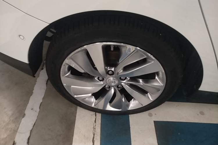 Used Buick Velite 6 2020 Plug-in Hybrid Connected Smart Model Exterior 5