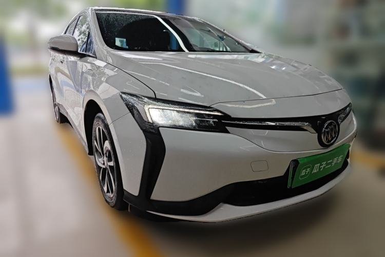 Used Buick Velite 6 2020 Connected Fashion PLUS Front Right 45 Deg