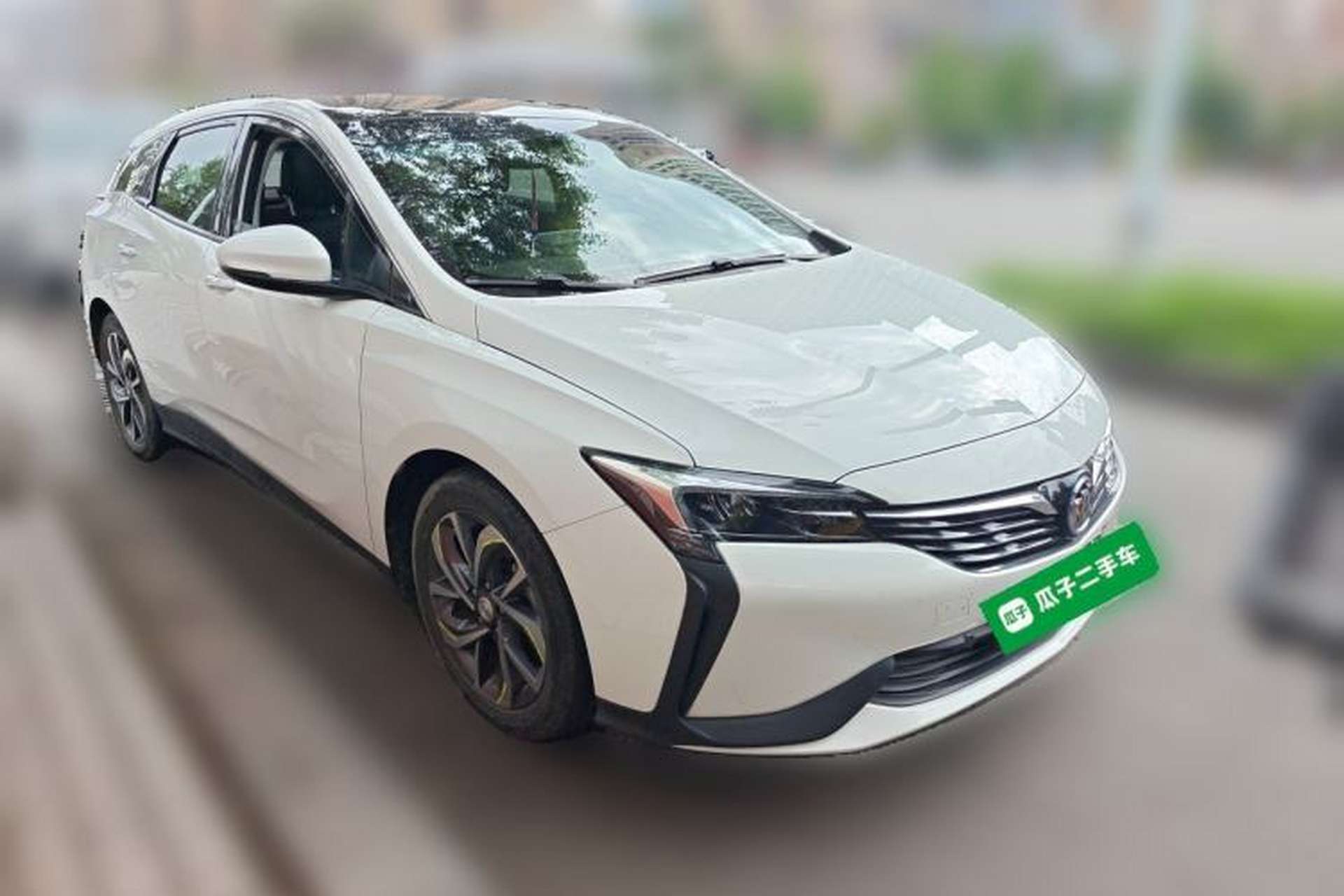 Used Buick Velite 6 2020 Plug-in Hybrid Connected Smart Edition Front Right 45 Deg