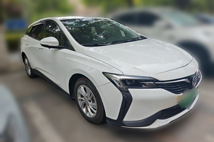 Used Buick Velite 6 2020 Plug-in Hybrid Connected Fashion Model Front Right 45 Deg
