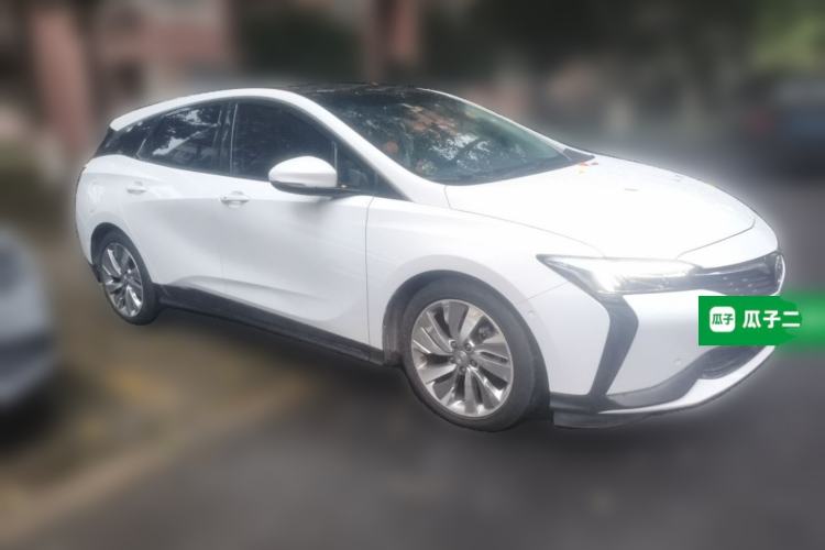 Used Buick Velite 6 2020 Plug-in Hybrid Connected Smart Model Front Right 45 Deg