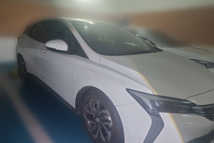 Used Buick Velite 6 2020 Plug-in Hybrid Connected Smart Edition Front Right 45 Deg