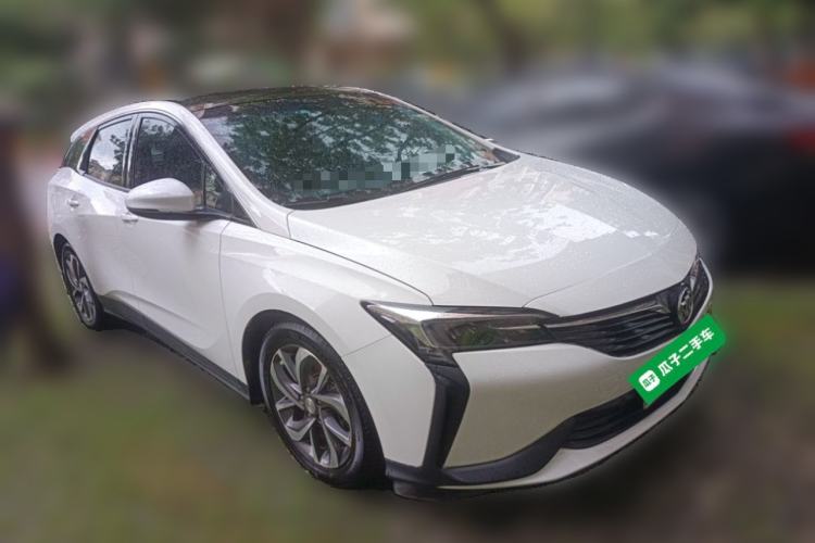 Used Buick Velite 6 2020 Plug-in Hybrid Connected Smart Edition Front Right 45 Deg