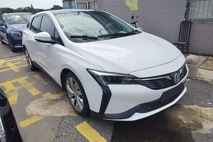 Used Buick Velite 6 2020 Plug-in Hybrid Connected Smart Model Front Right 45 Deg