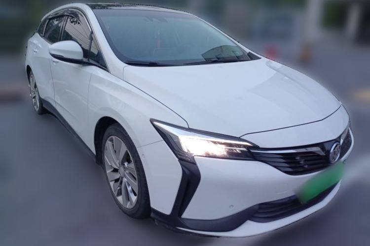 Used Buick Velite 6 2020 Plug-in Hybrid Connected Smart Model Front Right 45 Deg