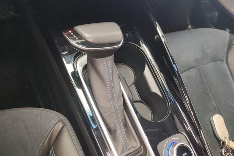 Used Buick Velite 6 2020 Plug-in Hybrid Connected Smart Model Gear Lever