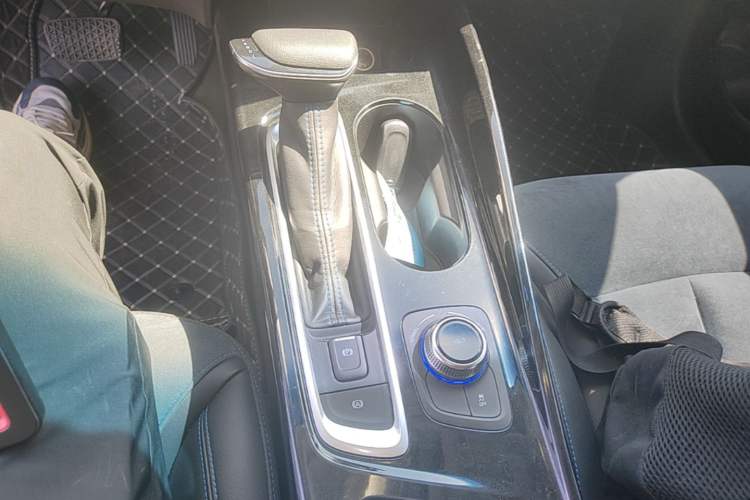 Used Buick Velite 6 2020 Plug-in Hybrid Connected Smart Edition Gear Lever