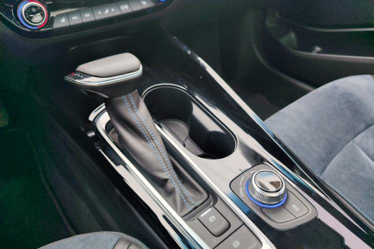 Used Buick Velite 6 2020 Plug-in Hybrid Connected Smart Edition Gear Lever