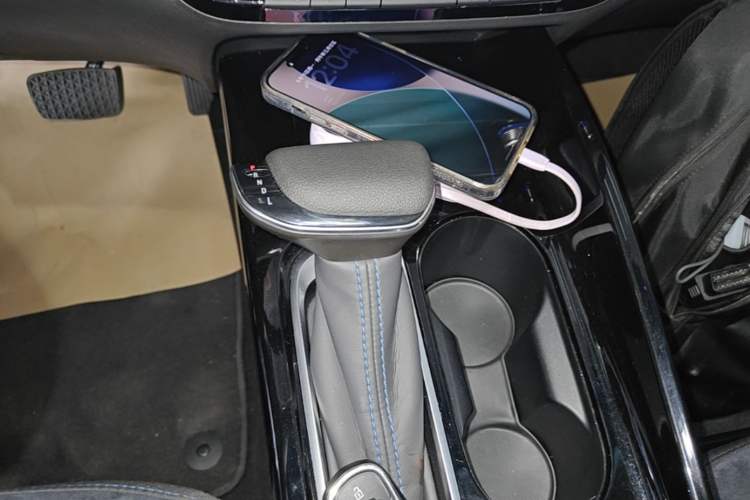 Used Buick Velite 6 2020 Plug-in Hybrid Connected Smart Edition Gear Lever