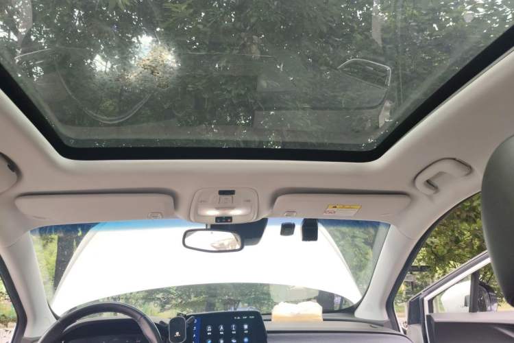 Used Buick Velite 6 2020 Connected Smart PLUS Headliner