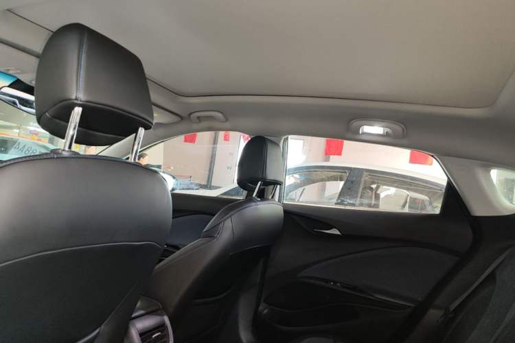 Used Buick Velite 6 2020 Plug-in Hybrid Connected Smart Edition Headliner