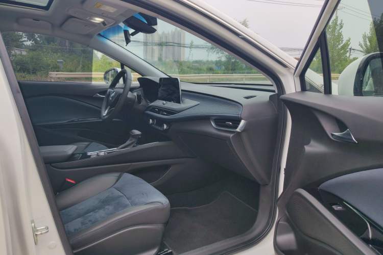 Used Buick Velite 6 2020 Plug-in Hybrid Connected Smart Edition Interior 5