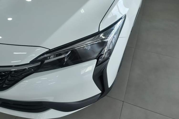 Used Buick Velite 6 2020 Plug-in Hybrid Connected Fashion Model Left Front Headlight