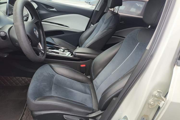 Used Buick Velite 6 2020 Plug-in Hybrid Connected Smart Model Left Front Seat