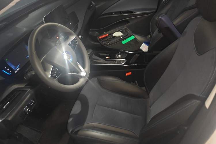 Used Buick Velite 6 2020 Plug-in Hybrid Connected Smart Edition Left Front Seat