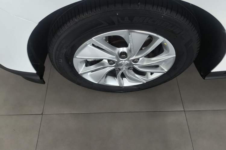 Used Buick Velite 6 2020 Plug-in Hybrid Connected Fashion Model Left Front Wheel Hub