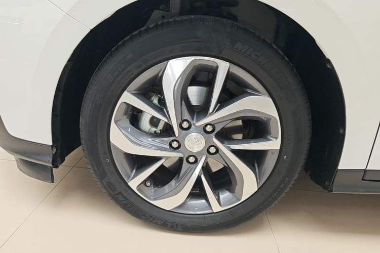 Used Buick Velite 6 2020 Plug-in Hybrid Connected Smart Edition Left Front Wheel Hub