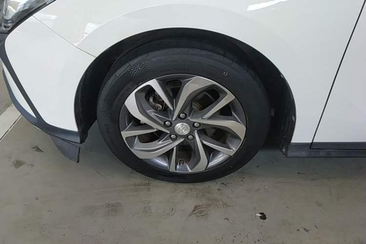 Used Buick Velite 6 2020 Connected Smart Enjoyment PLUS Left Front Wheel Hub