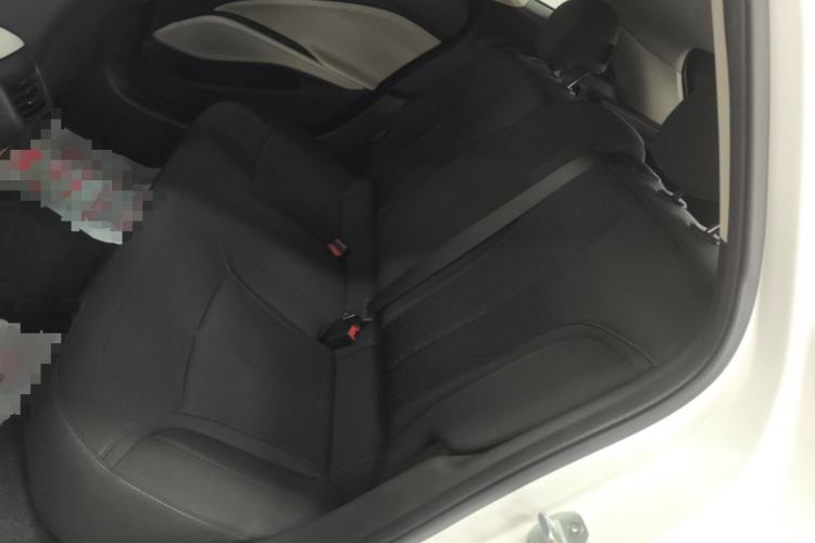 Used Buick Velite 6 2020 Plug-in Hybrid Connected Fashion Model Left Rear Seat